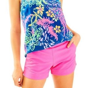 NWT Lilly Pulitzer Adie Short in Capri Pink. Size 8